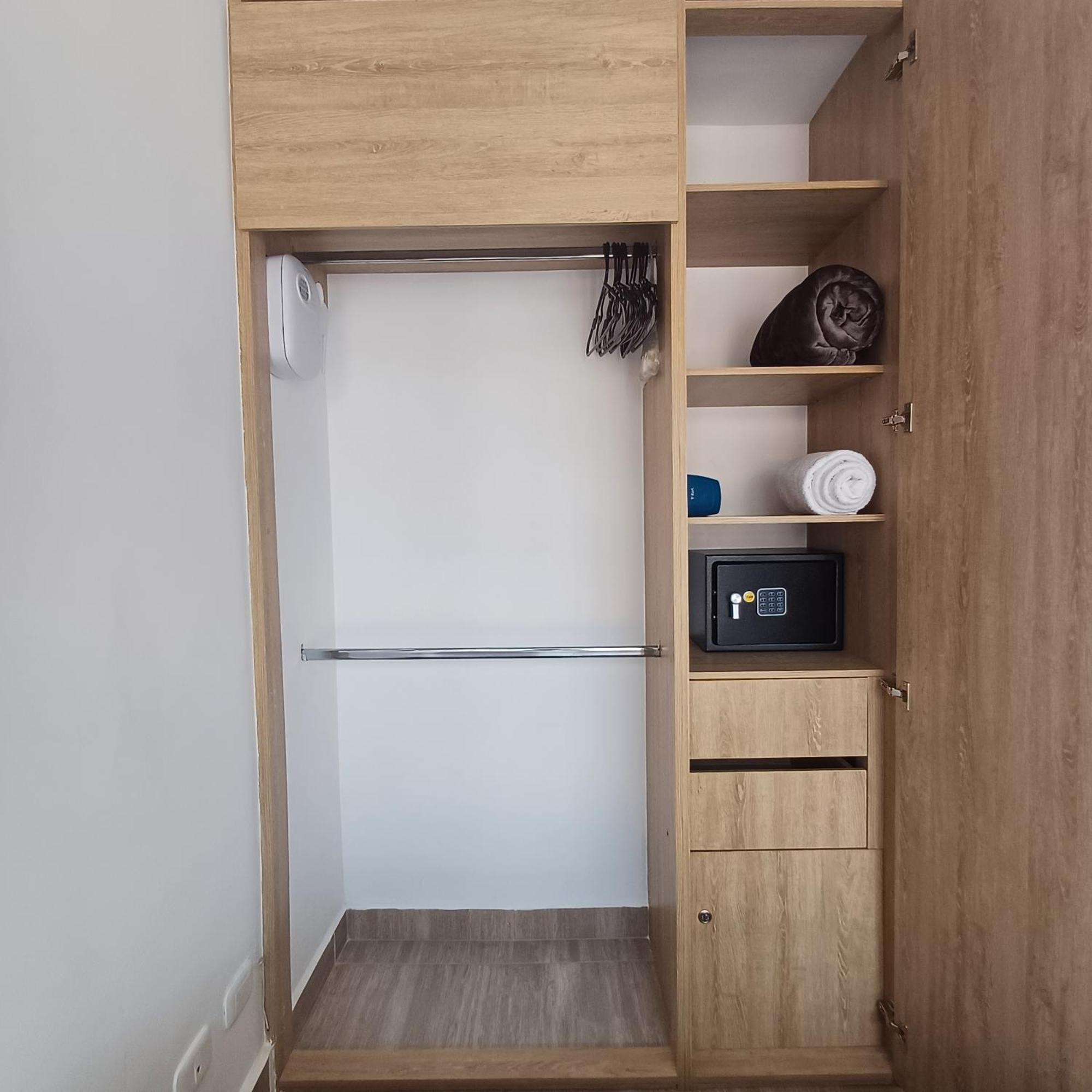 Aparta Estudios Zona 10 Армения Экстерьер фото